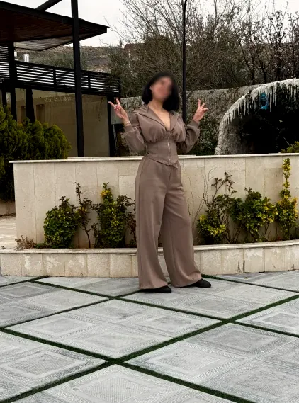 Emily, 34