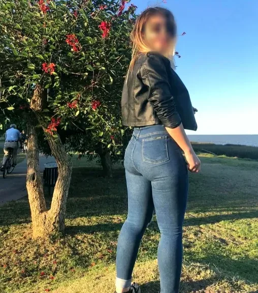 Emily, 36