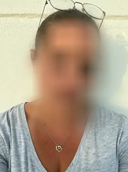 Gemma, 33