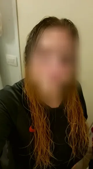 Sadia, 27
